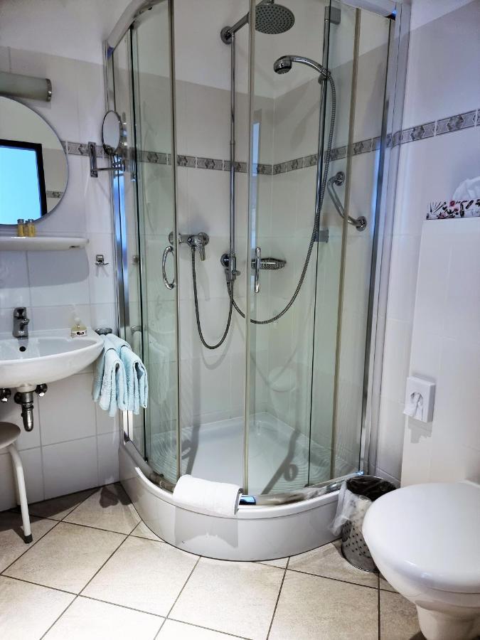 Hotel Kurhaus Uhlenberg Bad Muenstereifel Buitenkant foto