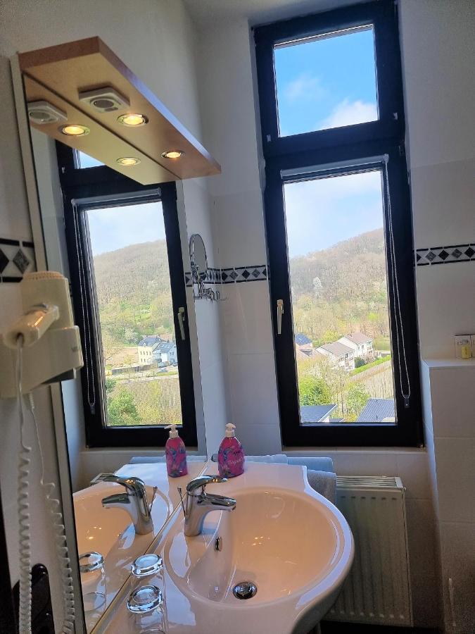 Hotel Kurhaus Uhlenberg Bad Muenstereifel Buitenkant foto