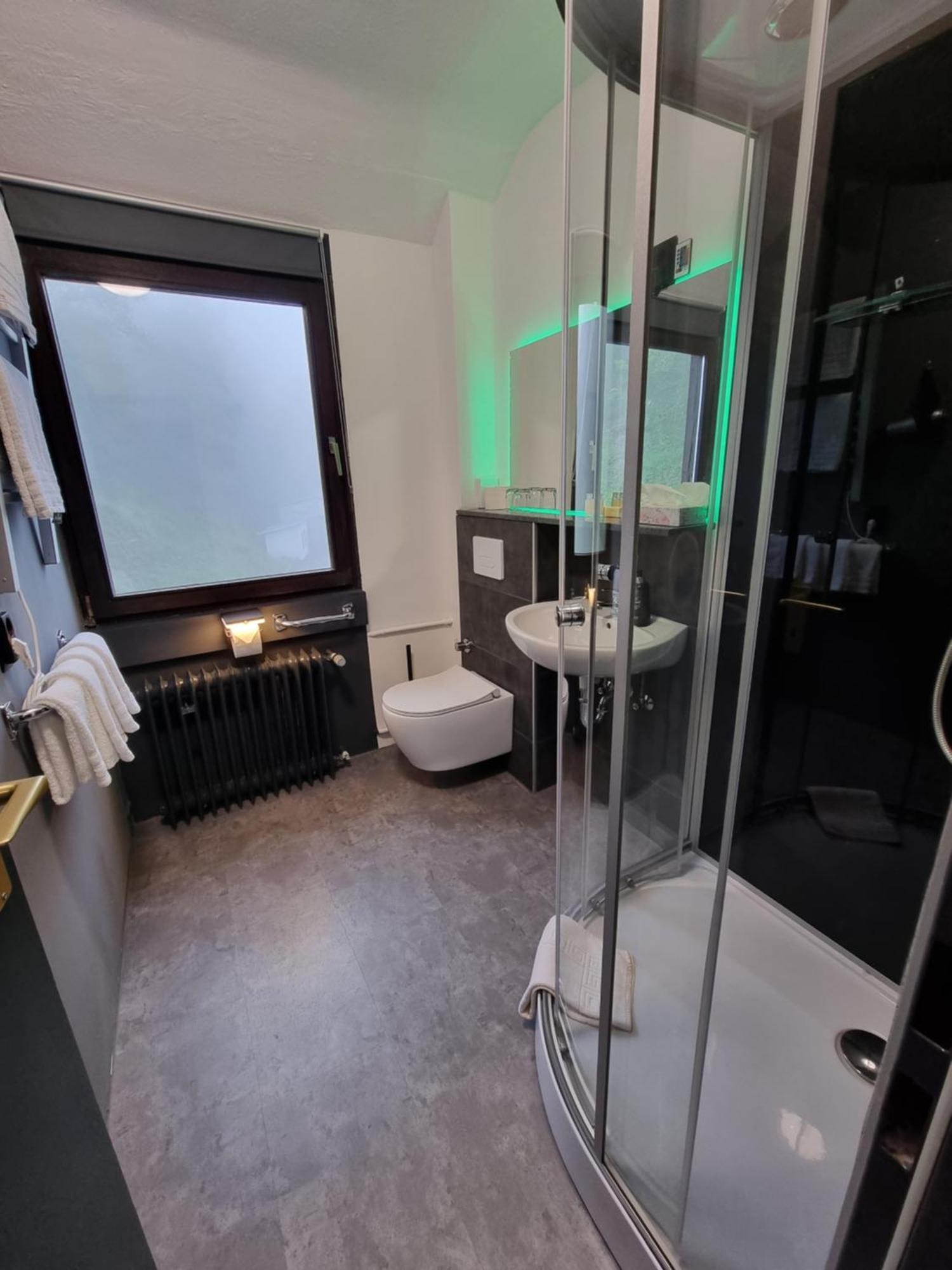 Hotel Kurhaus Uhlenberg Bad Muenstereifel Buitenkant foto